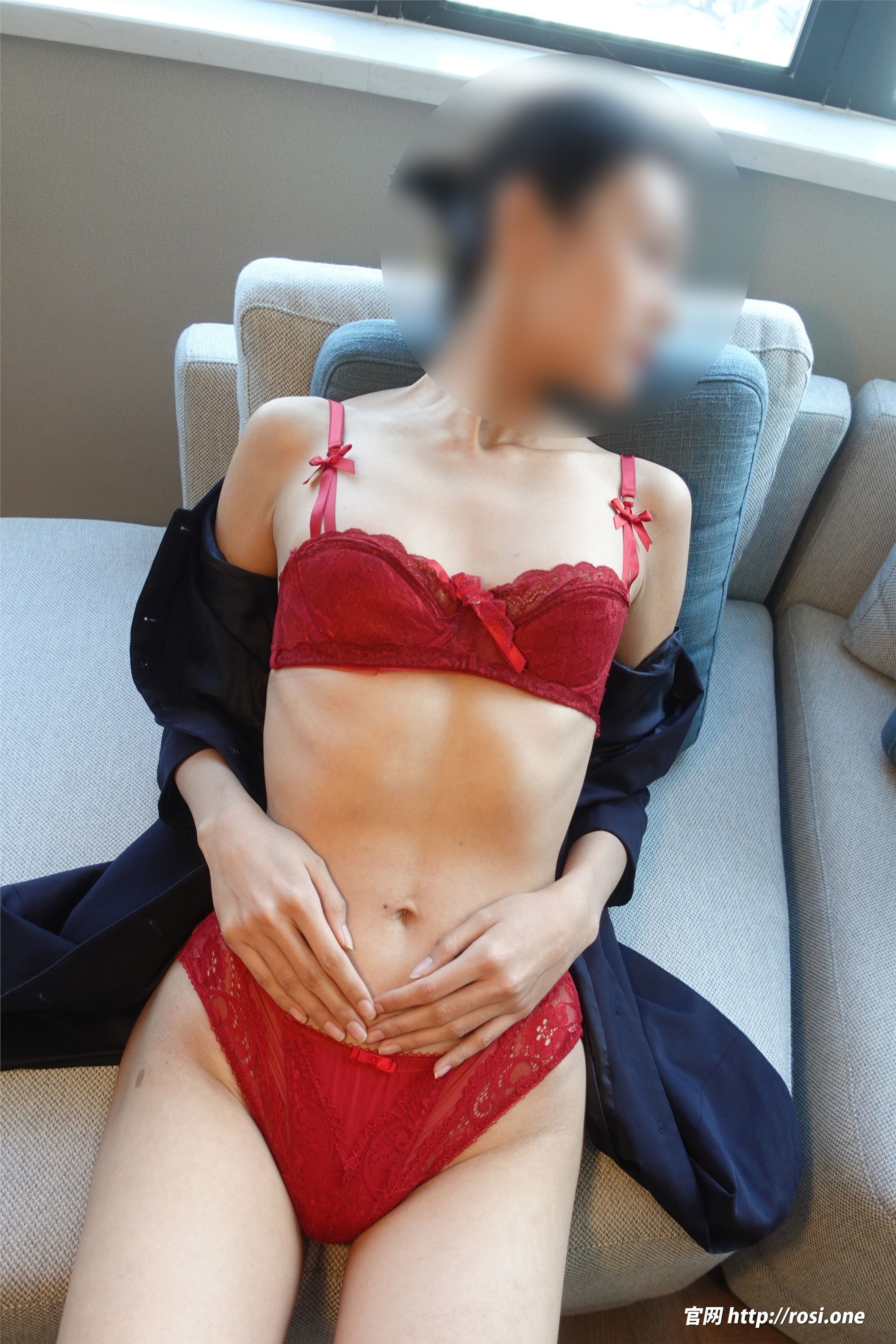 ROSI写真 2022.01.08 NO.3687